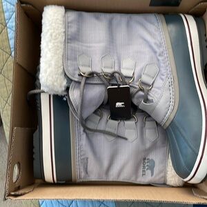 Sorel caribou waterproof fleece lined boots